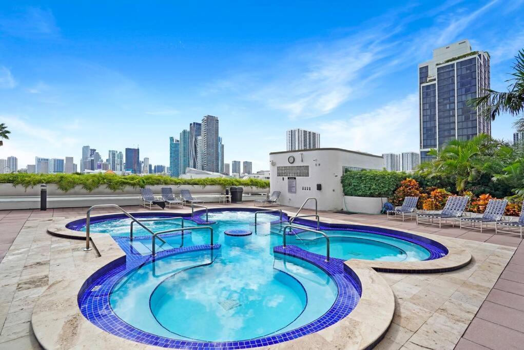 Spectacular! Penthouse With Direct Water Views! Apartment Miami Exterior photo