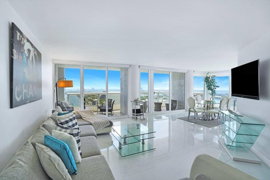 Spectacular! Penthouse With Direct Water Views! Apartment Miami Exterior photo